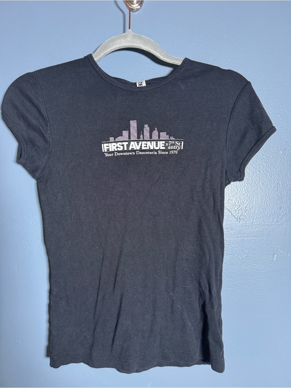 Women’s Black First Avenue Graphic Crew Neck T-Shirt Size S Minnesota Prince